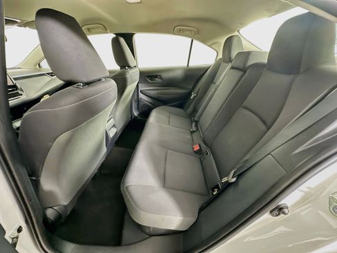 Used 2025 Toyota Corolla LE w/ Convenience Package FWD image 27