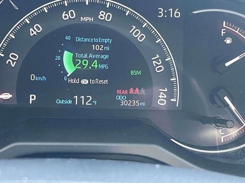 Used 2025 Toyota RAV4 XLE AWD/4WD image 28