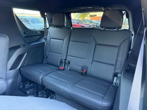 Used 2023 Chevrolet Tahoe Z71 w/ Z71 Off-Road Package image 30