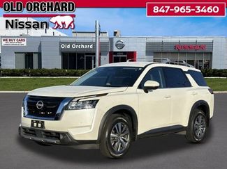 Used 2023 Nissan Pathfinder SL video 1