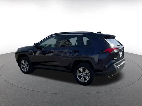 Used 2025 Toyota RAV4 XLE image 10