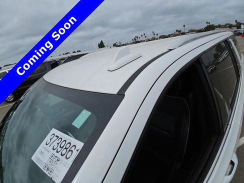 Used 2021 Chevrolet Suburban Premier image 13