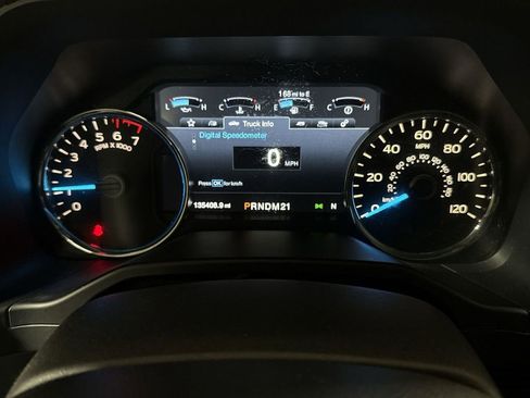 Used 2015 Ford F150 Lariat image 12