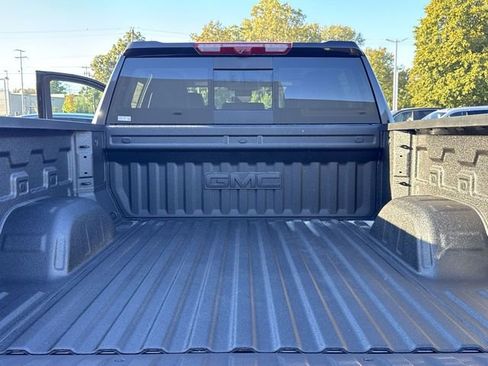 New 2026 GMC Sierra 1500 Denali w/ Technology Package AWD/4WD image 10