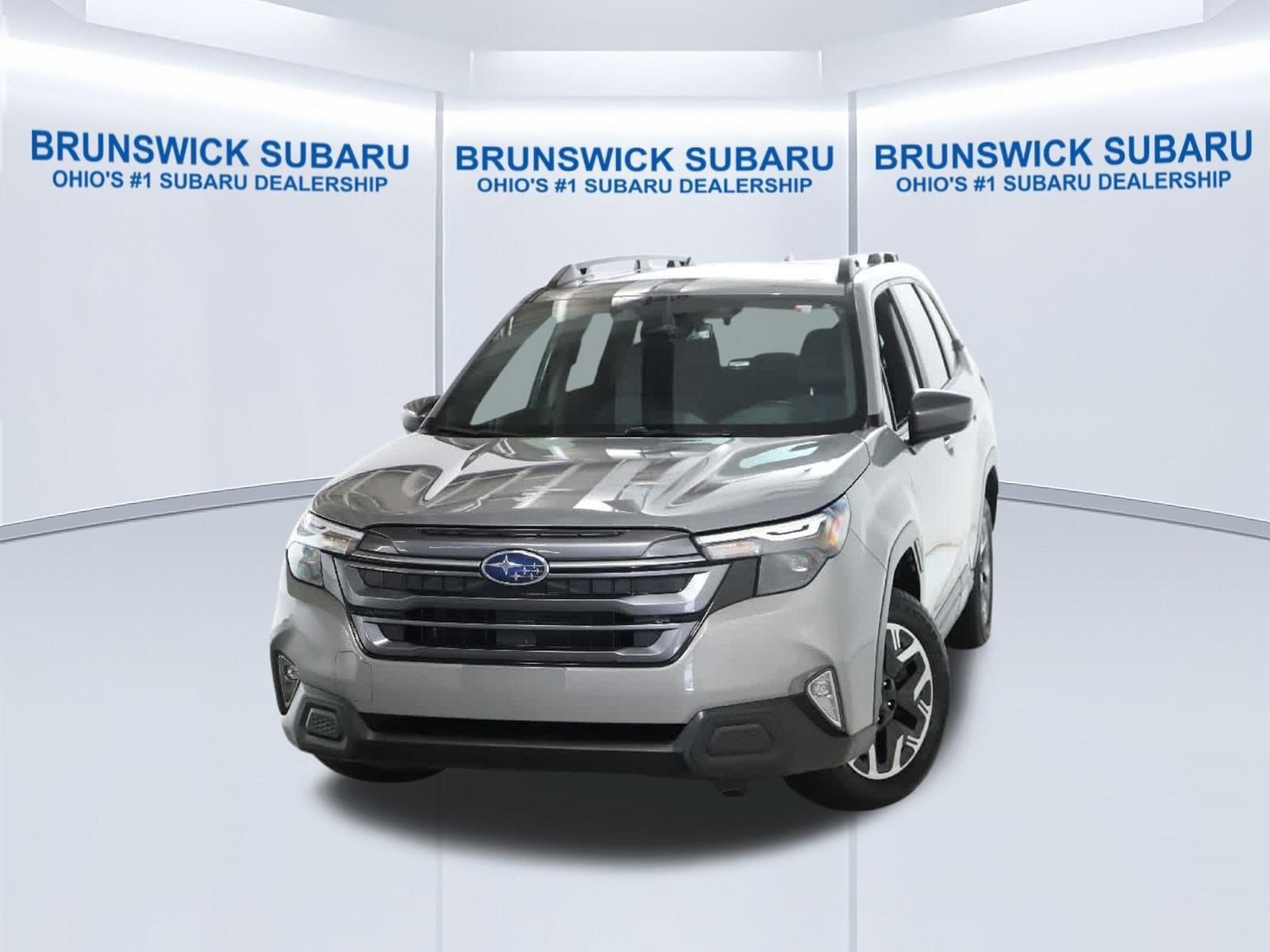 Certified 2025 Subaru Forester Premium w/ Convenience Package #1 AWD/4WD image 3