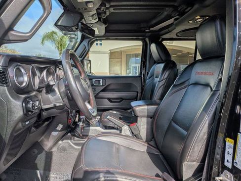 Certified 2020 Jeep Gladiator Rubicon AWD/4WD image 11