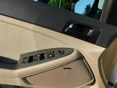 Used 2013 Kia Optima LX w/ Technology Pkg image 15