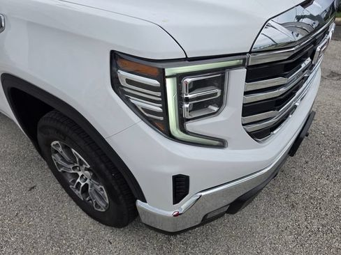 Used 2026 GMC Sierra 1500 SLT RWD image 9