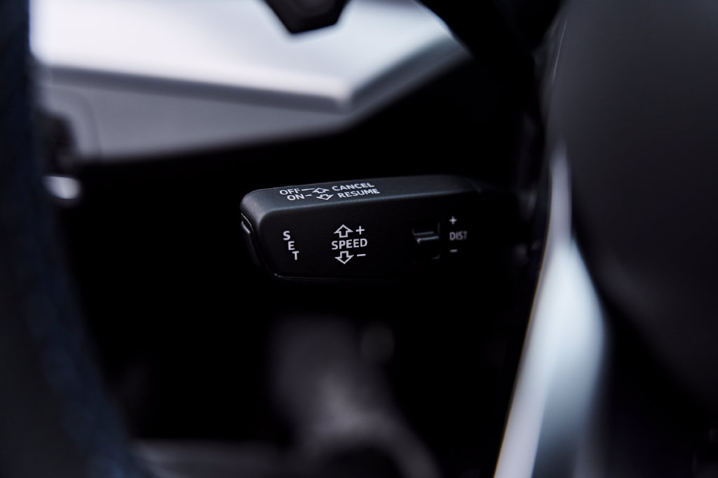 Used 2020 Lamborghini Urus AWD/4WD image 63