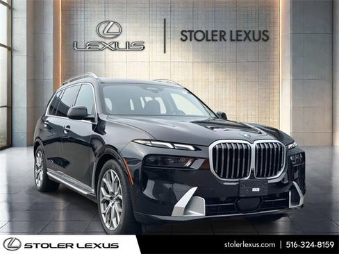 Used 2024 BMW X7 xDrive40i w/ Executive Package image 1