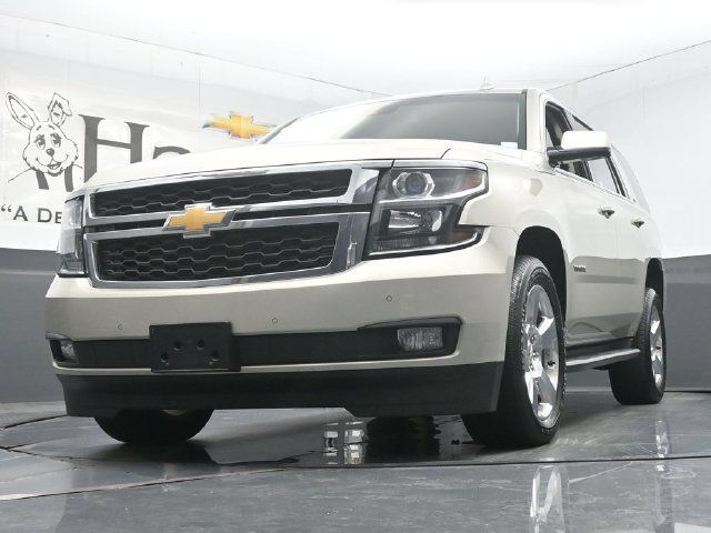 Used 2016 Chevrolet Tahoe LT w/ Luxury Package AWD/4WD image 4