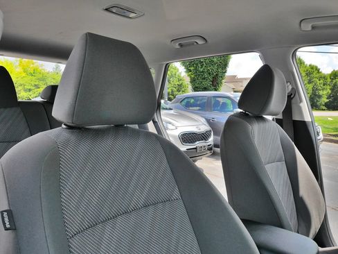 Used 2023 Kia Seltos LX AWD/4WD image 14