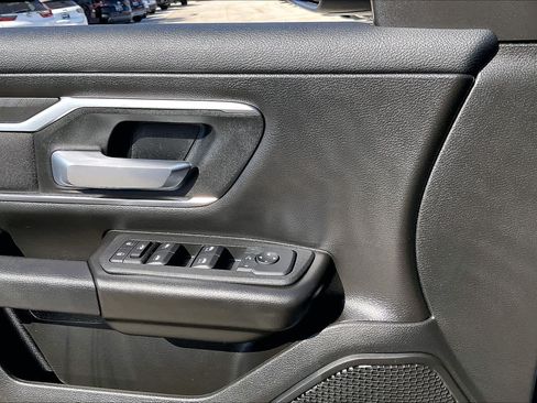 Used 2025 RAM 1500 Lone Star RWD image 32