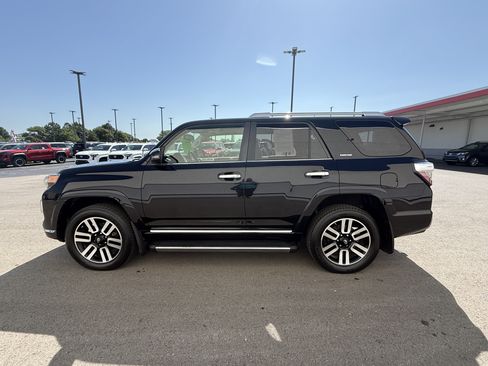 Used 2014 Toyota 4Runner Limited w/ Convenience Package AWD/4WD image 12