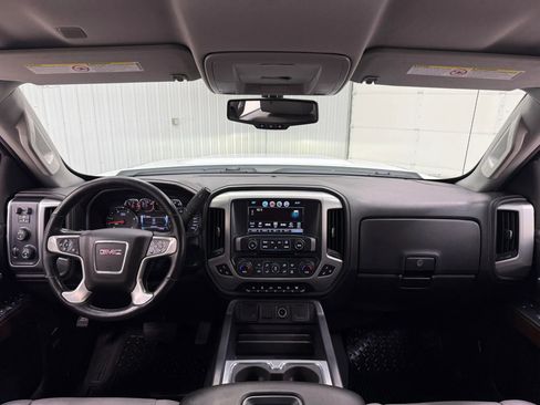 Used 2019 GMC Sierra 2500 SLT w/ Duramax Plus Package AWD/4WD image 13