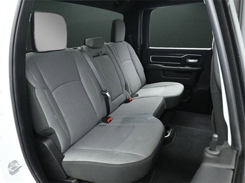 Used 2024 RAM 3500 Big Horn image 17