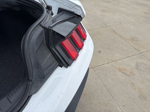 Used 2024 Ford Mustang Premium image 22