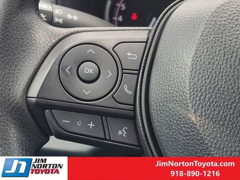 Used 2024 Toyota RAV4 XLE FWD image 28