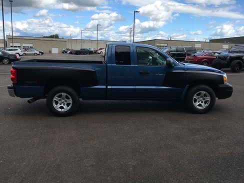 Used 2006 Dodge Dakota SLT w/ Trailer Tow Group RWD image 7