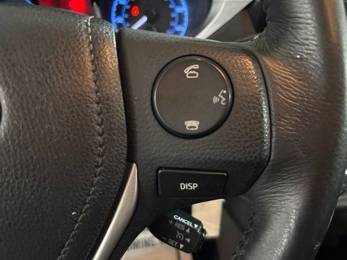 Used 2015 Toyota Corolla S FWD image 17