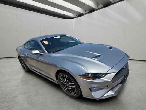 Used 2023 Ford Mustang Premium RWD image 7