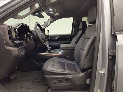 Used 2024 Chevrolet Silverado 1500 RST image 4