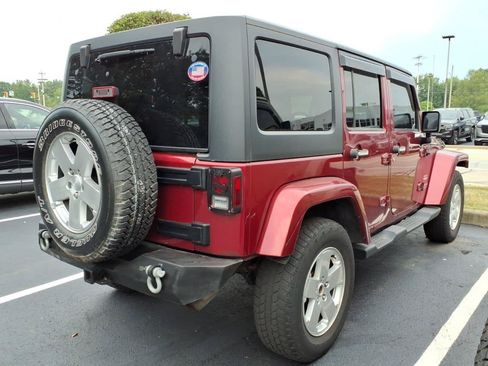 Used 2012 Jeep Wrangler Unlimited Sahara w/ Dual Top Group AWD/4WD image 7