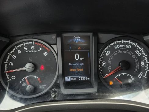 Used 2021 Toyota Tacoma SR AWD/4WD image 19