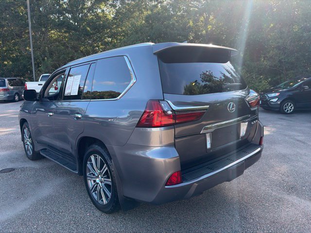 Used 2017 Lexus LX 570 4WD w/ Luxury Package image 4