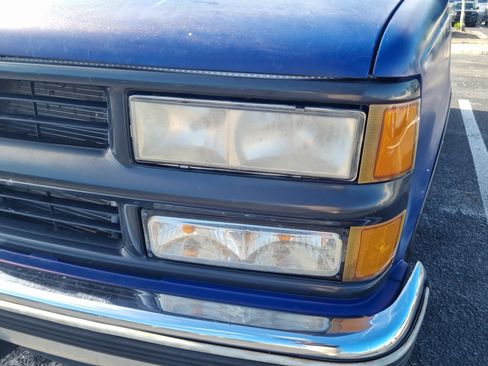 Used 1995 Chevrolet Tahoe 2WD image 4
