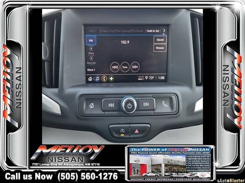 Used 2023 GMC Terrain SLE w/ Driver Convenience Package image 12