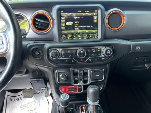 Used 2021 Jeep Gladiator Mojave AWD/4WD image 23