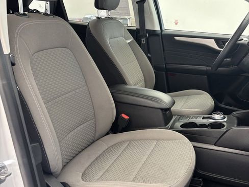 Used 2022 Ford Escape SE w/ Convenience Package image 21