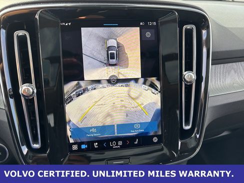 Certified 2025 Volvo XC40 B5 Plus image 20