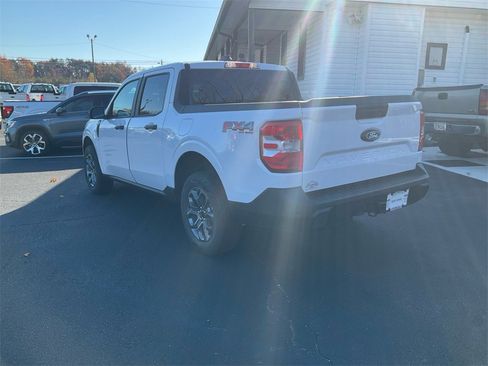 New 2025 Ford Maverick XLT w/ XLT Luxury Package image 7