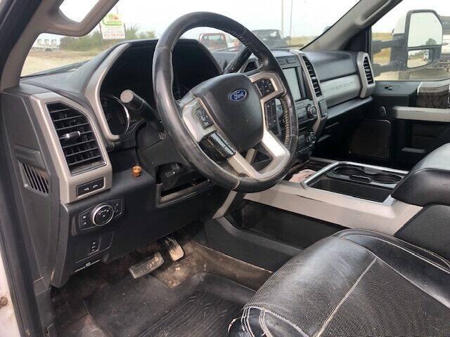 Used 2018 Ford F350 Lariat w/ Lariat Value Package AWD/4WD image 10