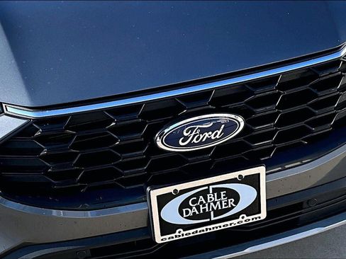 Used 2025 Ford Escape ST-Line AWD/4WD image 30