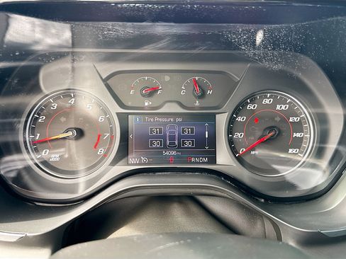 Used 2022 Chevrolet Camaro LT image 35