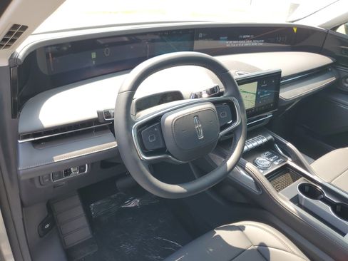 New 2026 Lincoln Nautilus Premier w/ Equipment Group 102A AWD/4WD image 13
