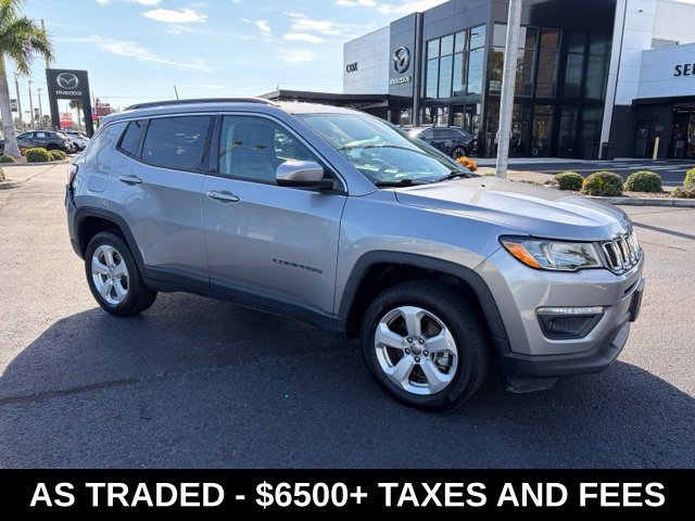 Used 2018 Jeep Compass Latitude w/ Popular Equipment Group AWD/4WD image 1