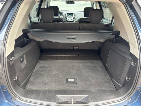 Used 2017 Chevrolet Equinox LT w/ Convenience Package image 28