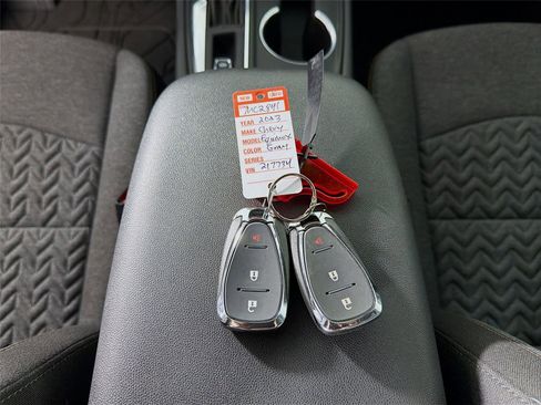 Used 2023 Chevrolet Equinox LT w/ LPO, Floor Liner Package AWD/4WD image 37