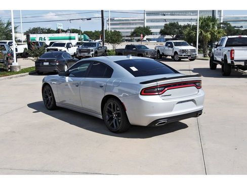 Used 2023 Dodge Charger SXT w/ Blacktop Package RWD image 4