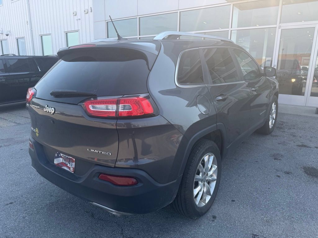 Used 2015 Jeep Cherokee Limited AWD/4WD image 4