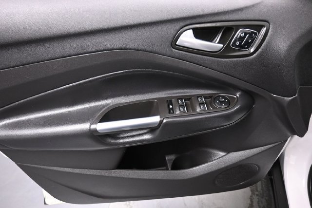 Used 2019 Ford Escape Titanium AWD/4WD image 13