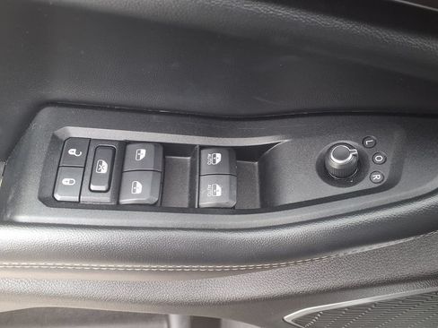 Used 2022 Jeep Grand Cherokee L Laredo AWD/4WD image 11