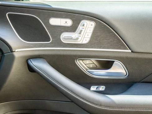 Used 2024 Mercedes-Benz GLE 350 4MATIC w/ AMG Line Exterior image 25