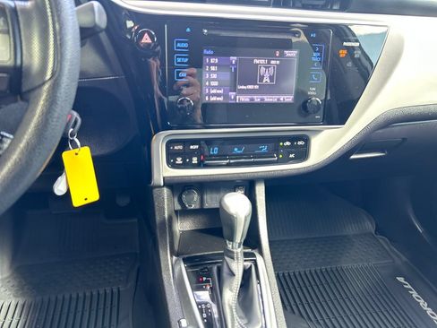 Certified 2017 Toyota Corolla LE w/ Carpet Mat Package (TMS) FWD image 20