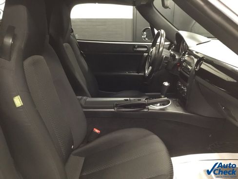 Used 2006 MAZDA MX-5 Miata Touring image 37