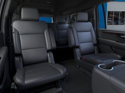 New 2026 Chevrolet Suburban LT w/ Comfort Package image 51